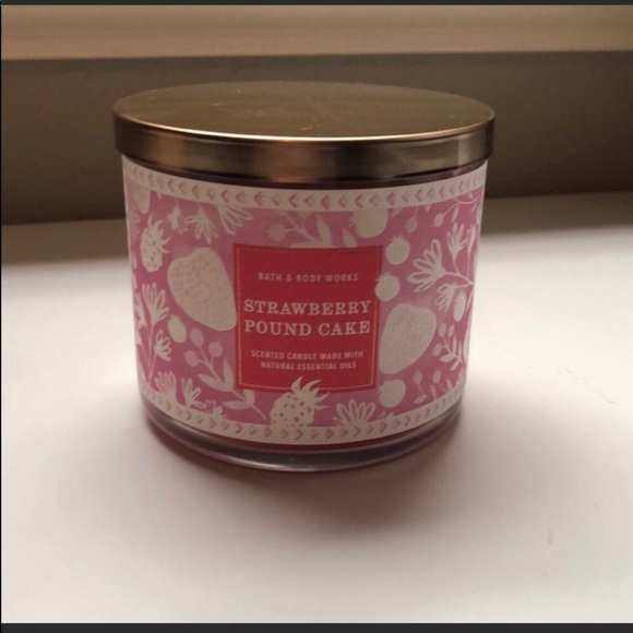 Bath & Body Works Other - NEW Bath & Body Works 3 Wick Strawberry Pound Cake Candle